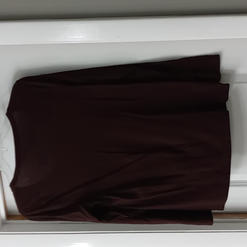 Ann Taylor Basic Tee - Picture 3 of 4